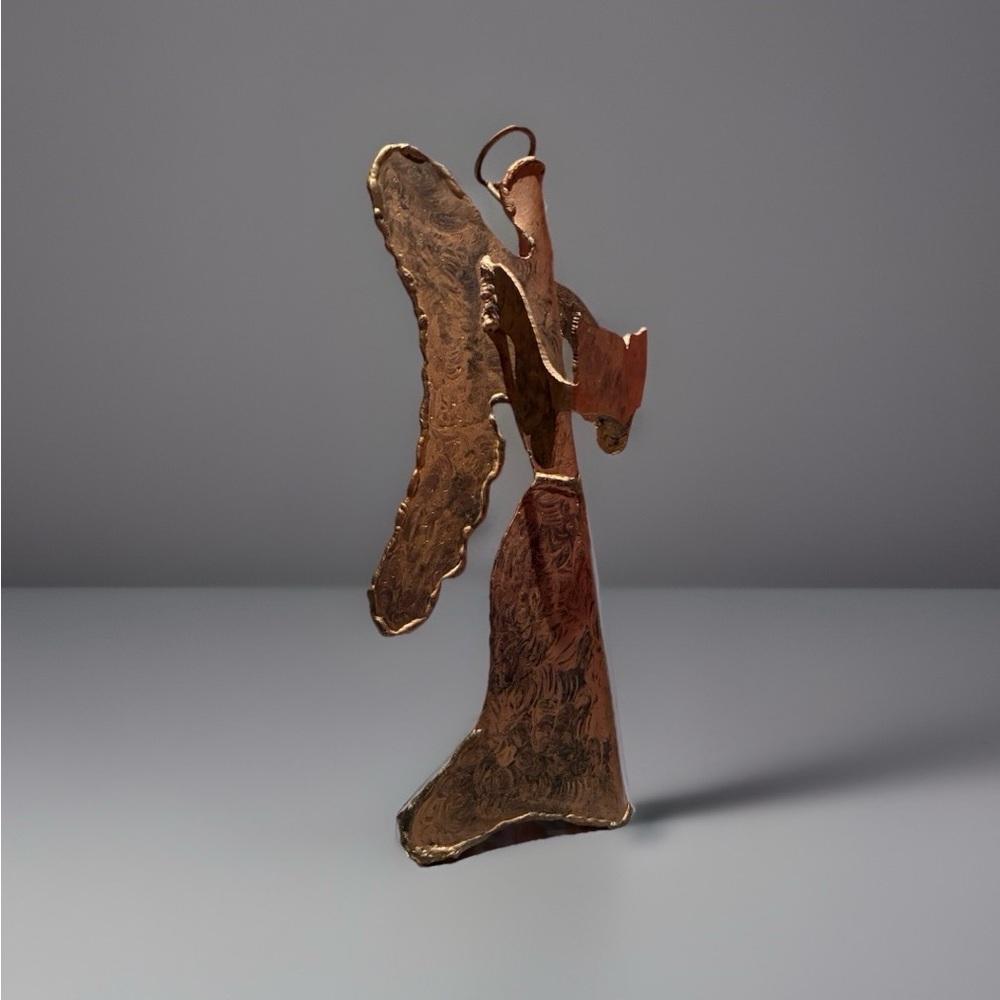 Vintage Elegant Gold Angel Sculpture, Metal - Picture 4 of 6